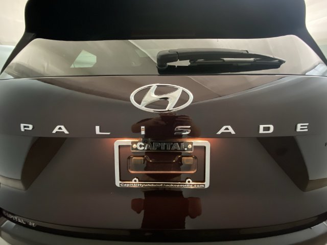 Used 2023 Hyundai Palisade Limited w/ Cargo Package AWD/4WD image 28