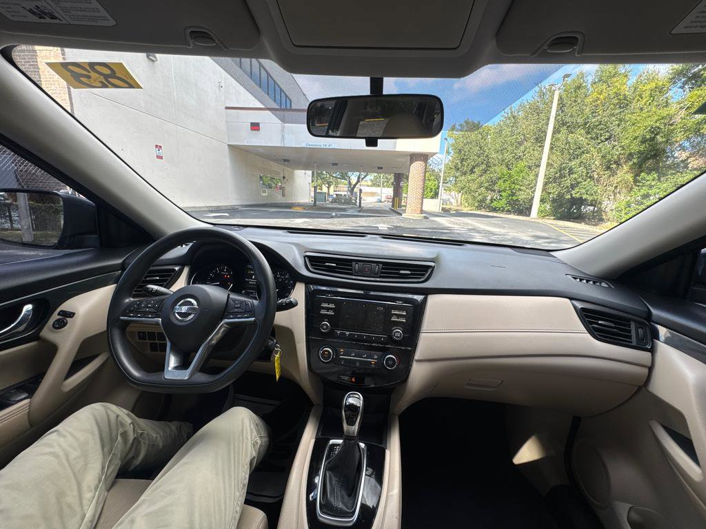 Used 2017 Nissan Rogue S w/ S Appearance Package image 17