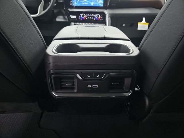 New 2026 GMC Sierra 3500 Denali w/ Denali Reserve Package image 35