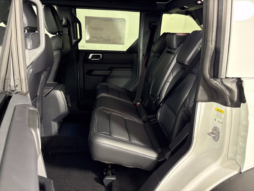 New 2026 Ford Bronco Outer Banks w/ Sasquatch Package AWD/4WD image 30