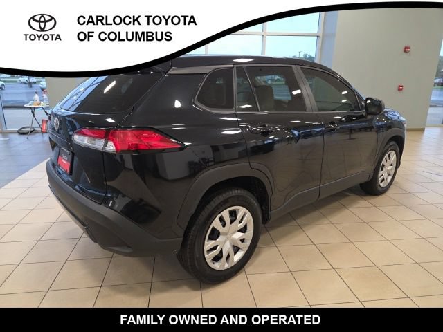 Used 2025 Toyota Corolla Cross L FWD image 8
