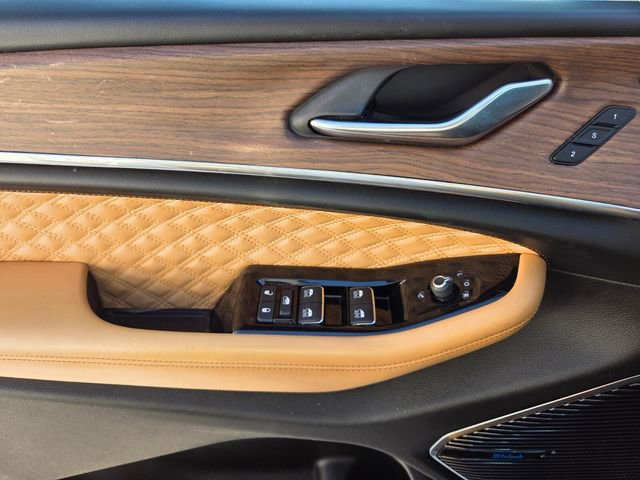 Certified 2022 Jeep Grand Cherokee Summit w/ Luxury Tech Group V image 24