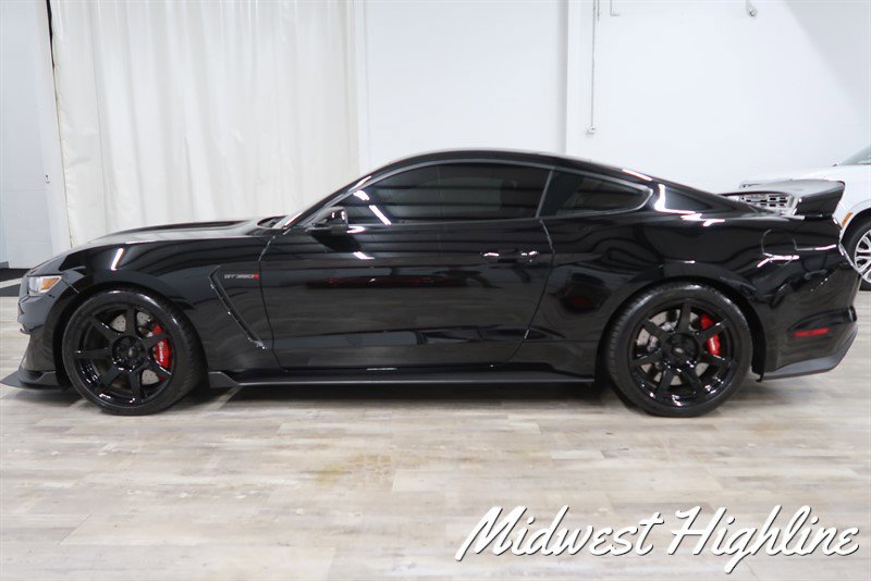 Used 2017 Ford Mustang Shelby GT350R w/ Equipment Group 920A image 12