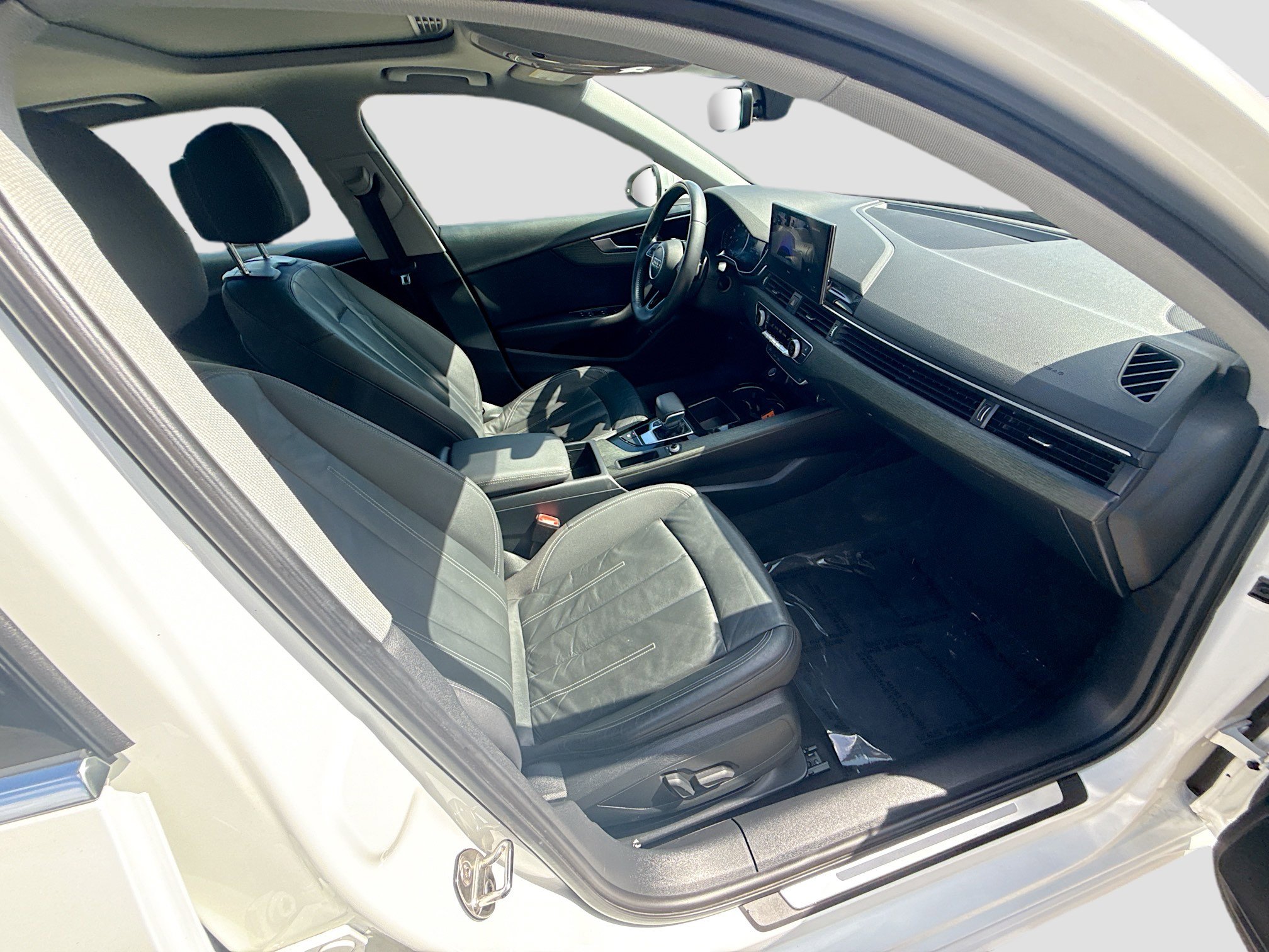 Used 2020 Audi A4 2.0T Premium w/ Convenience Package image 31