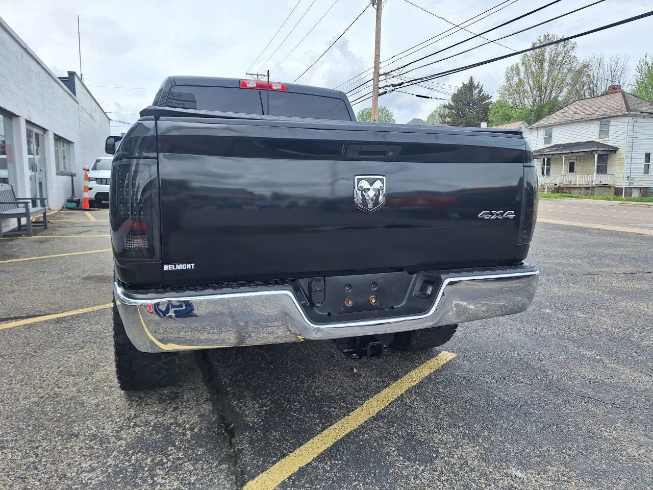 Used 2017 RAM 1500 ST w/ SXT Appearance Group image 6