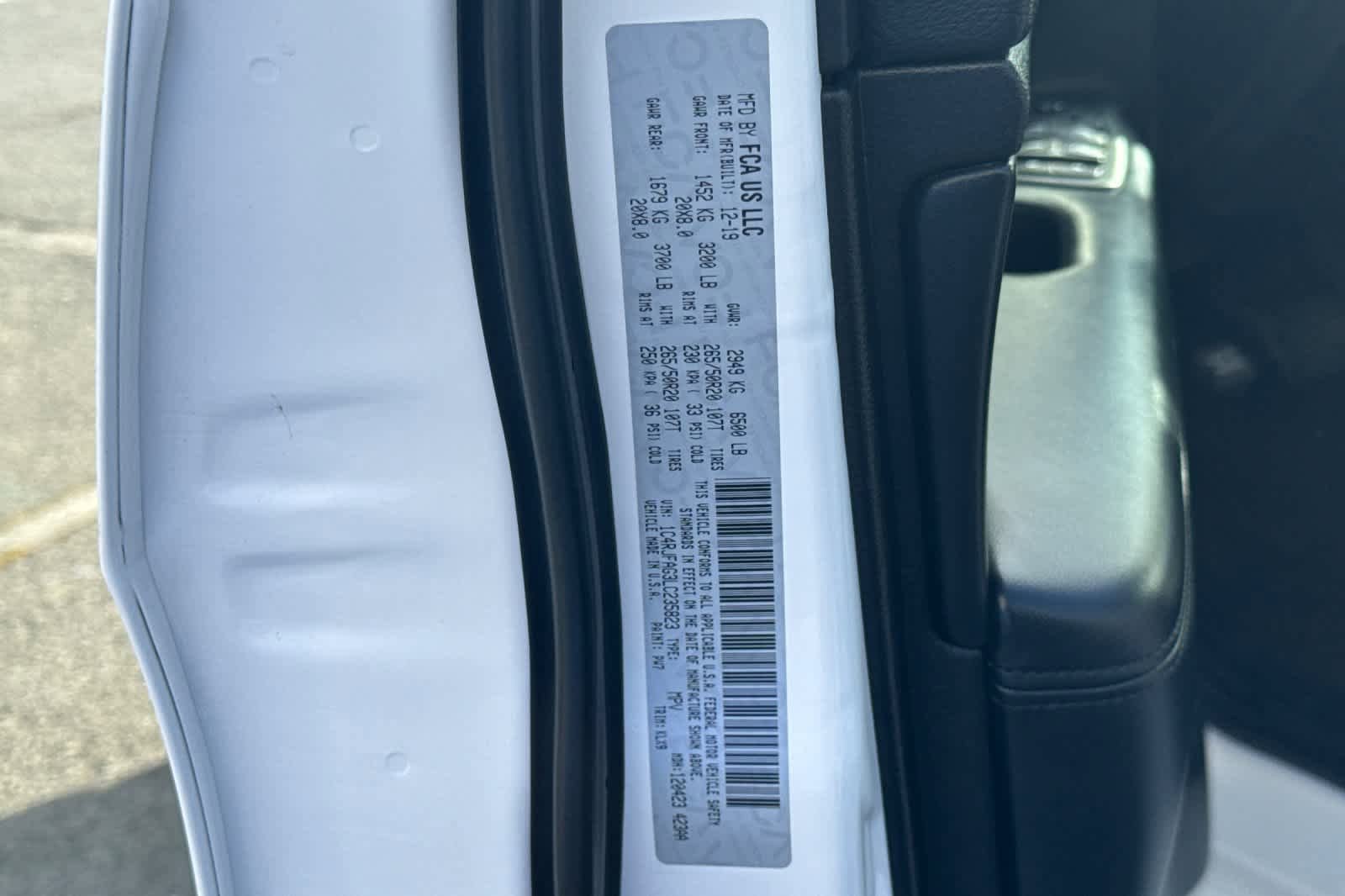 Used 2020 Jeep Grand Cherokee Altitude AWD/4WD image 29