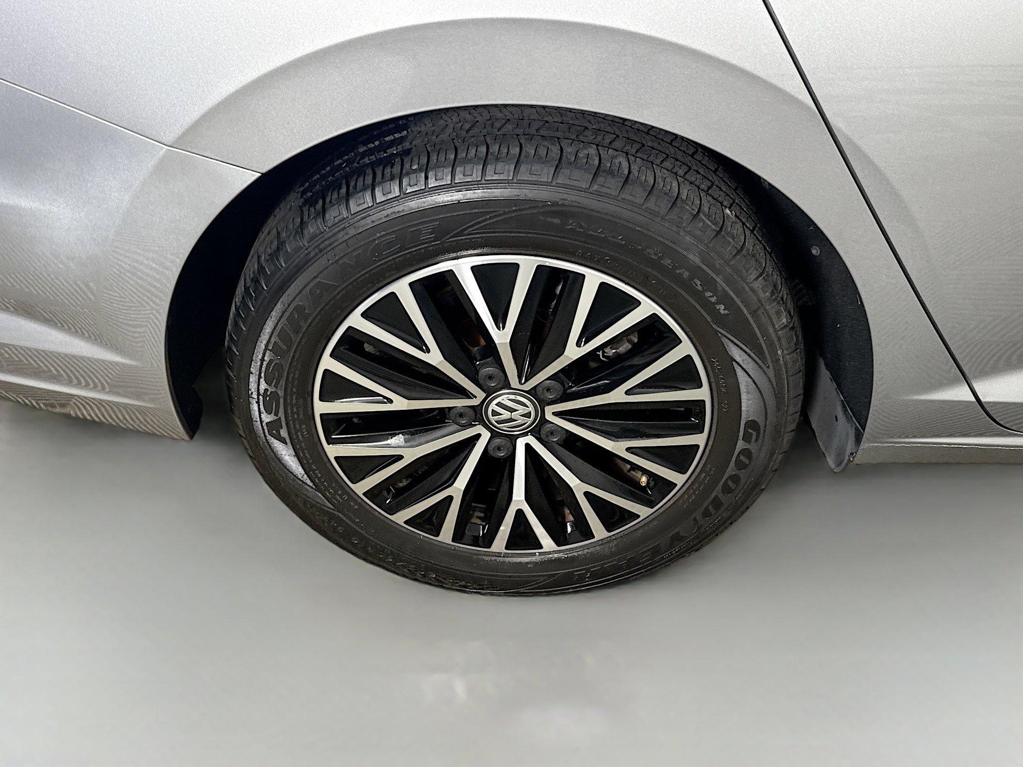 Used 2021 Volkswagen Jetta S w/ Driver Assistance Package image 32