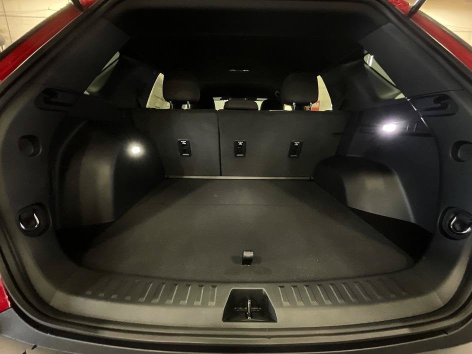 New 2027 Chevrolet Equinox LT w/ Midnight Edition FWD image 17