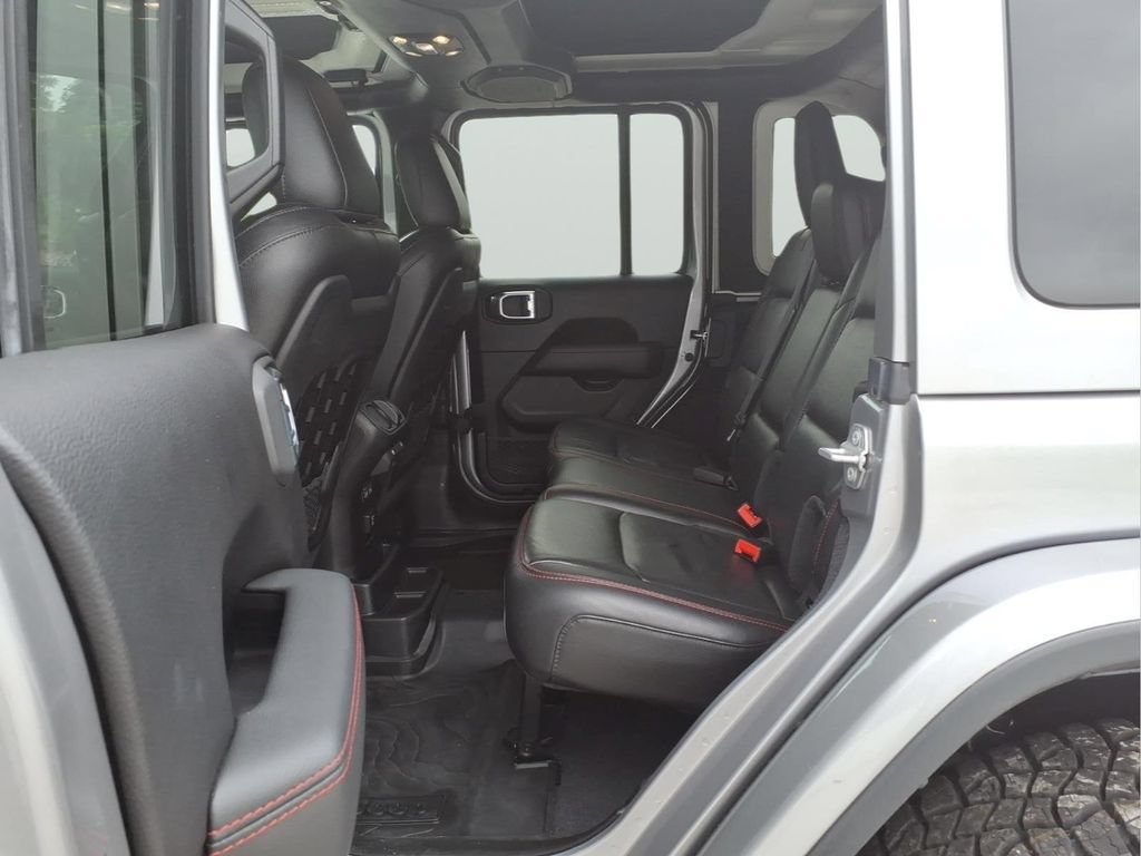 Used 2019 Jeep Wrangler Unlimited Rubicon AWD/4WD image 32