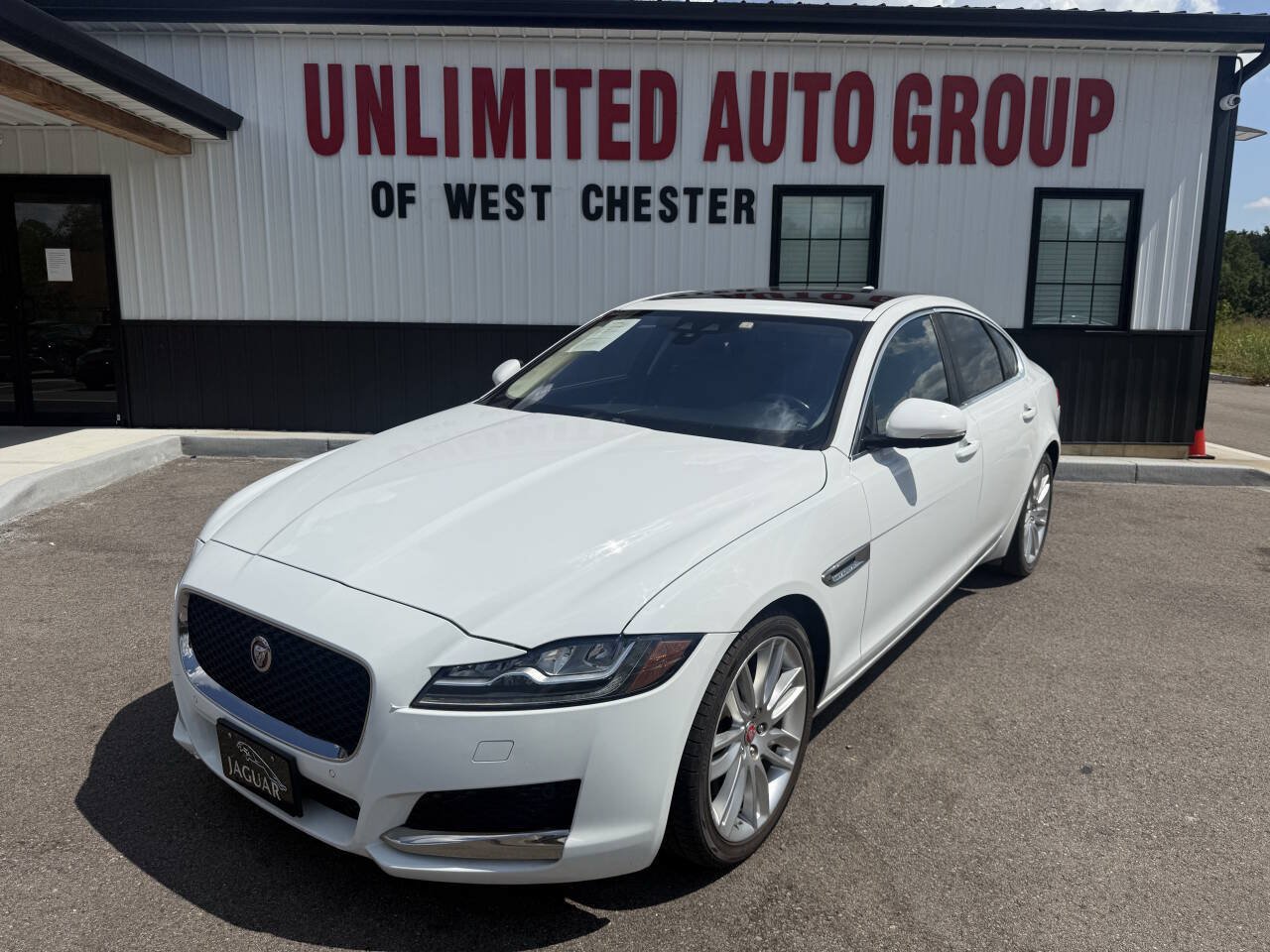 Used 2017 Jaguar XF Prestige
