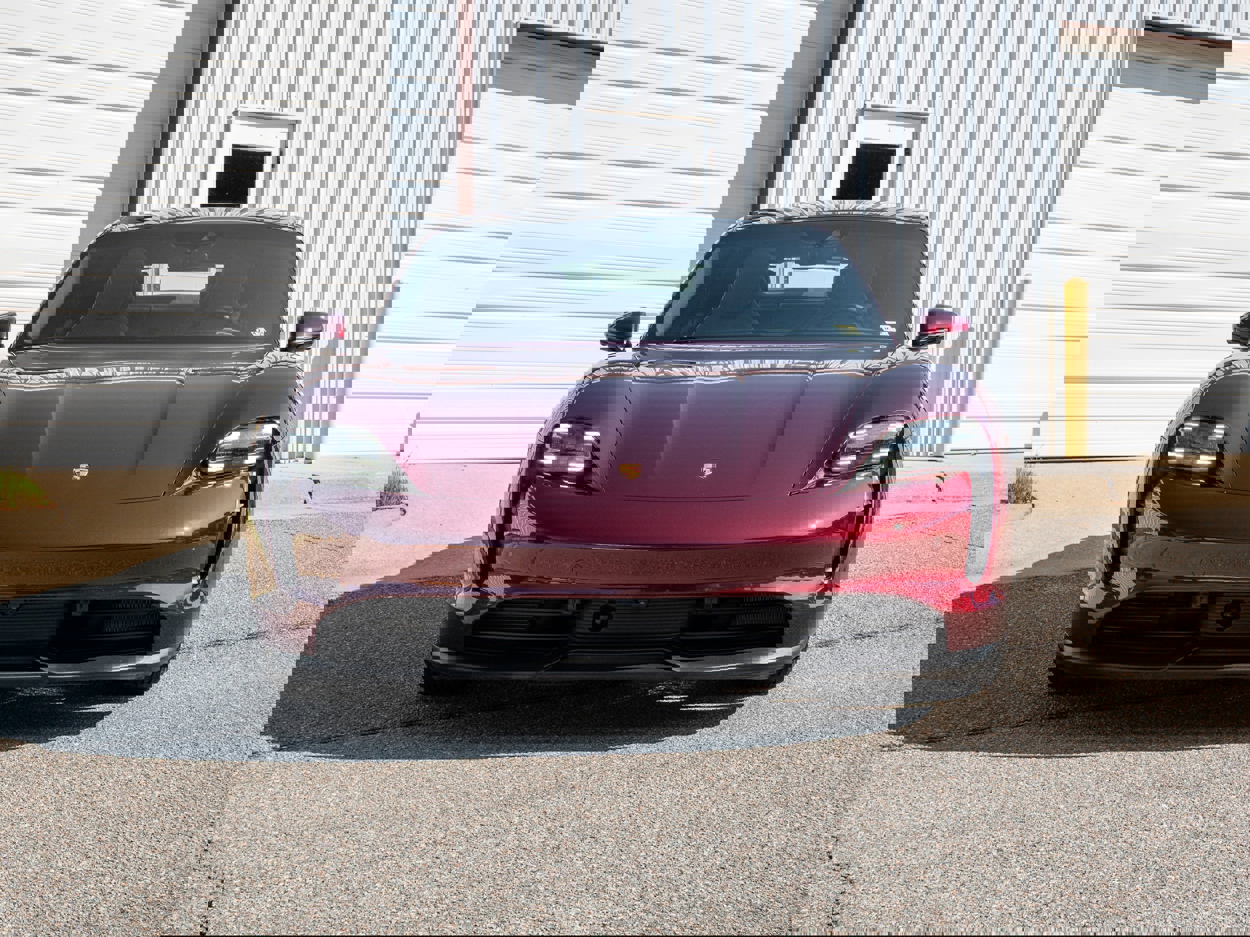 Used 2022 Porsche Taycan 4S image 10