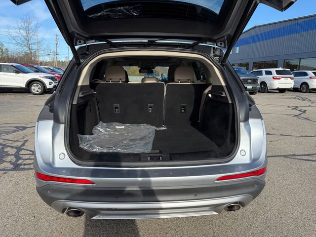 Used 2022 Lincoln Corsair AWD w/ Premium Package image 11