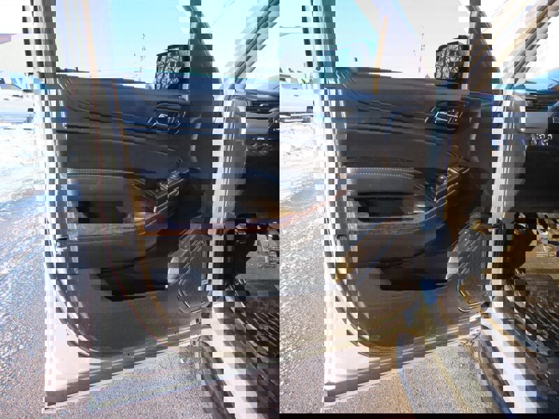 Used 2016 Chevrolet Tahoe LT image 27