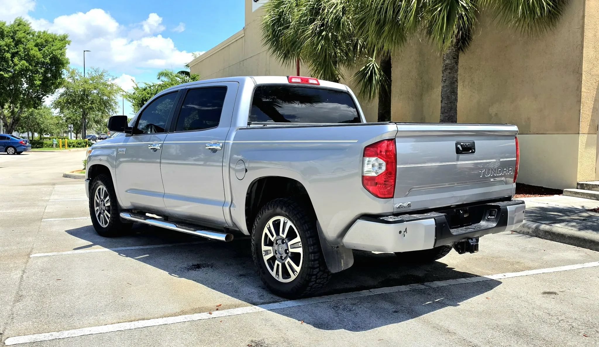 Used 2019 Toyota Tundra Platinum AWD/4WD image 14