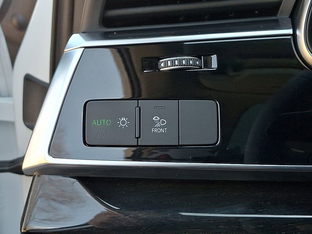 Used 2023 Audi Q7 2.0T Premium Plus w/ Premium Plus Package image 25