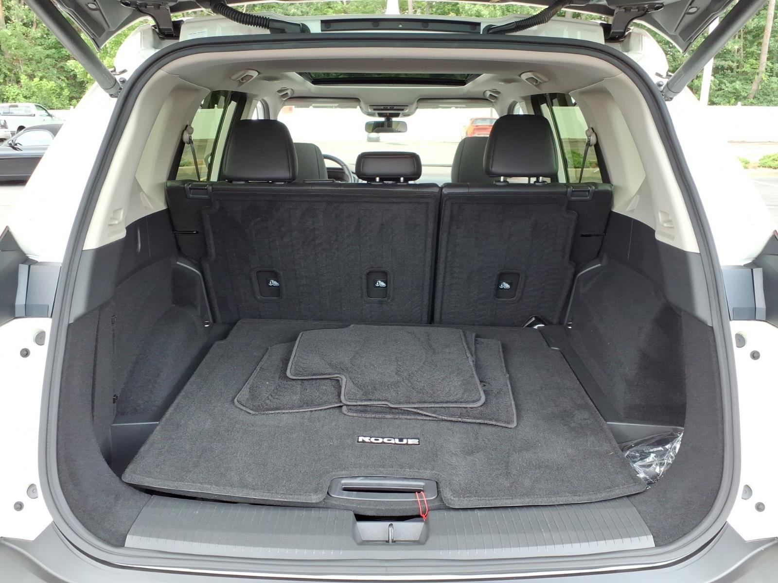 Used 2023 Nissan Rogue SV w/ SV Premium B Package AWD/4WD image 12