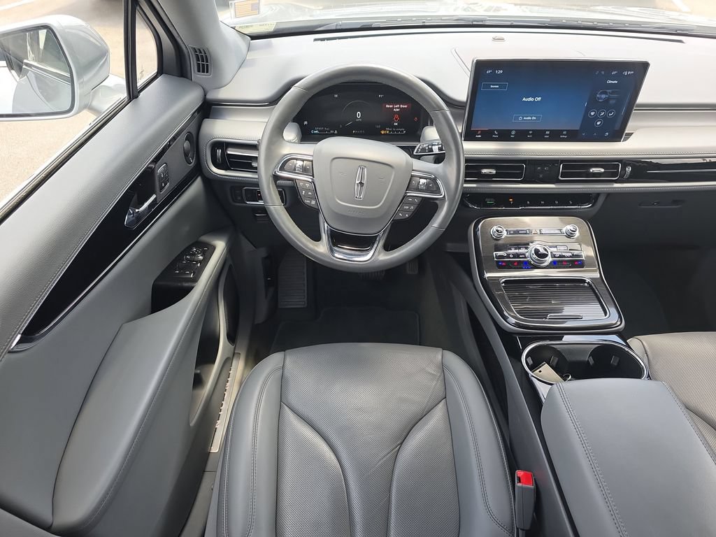 Certified 2022 Lincoln Nautilus Reserve FWD image 14