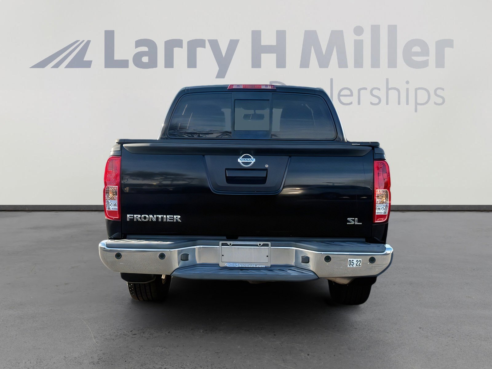 Used 2019 Nissan Frontier SL image 5