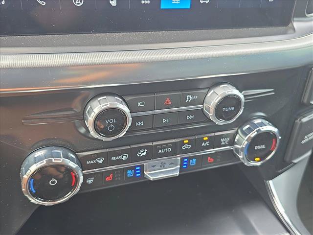 Used 2025 Ford F150 Lariat w/ Equipment Group 501A Mid AWD/4WD image 17