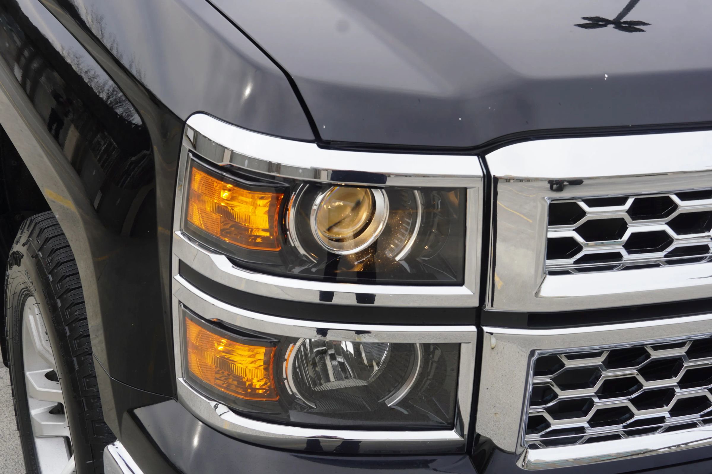 Used 2015 Chevrolet Silverado 1500 LTZ AWD/4WD image 40