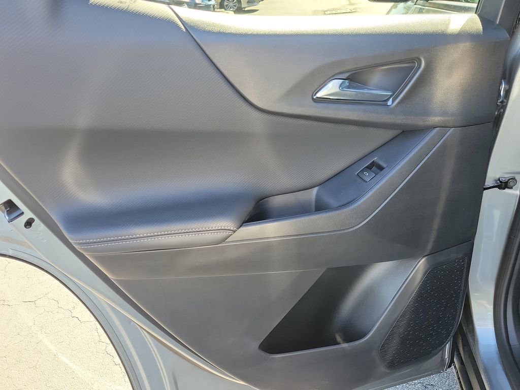 Used 2026 Chevrolet Equinox LT image 12