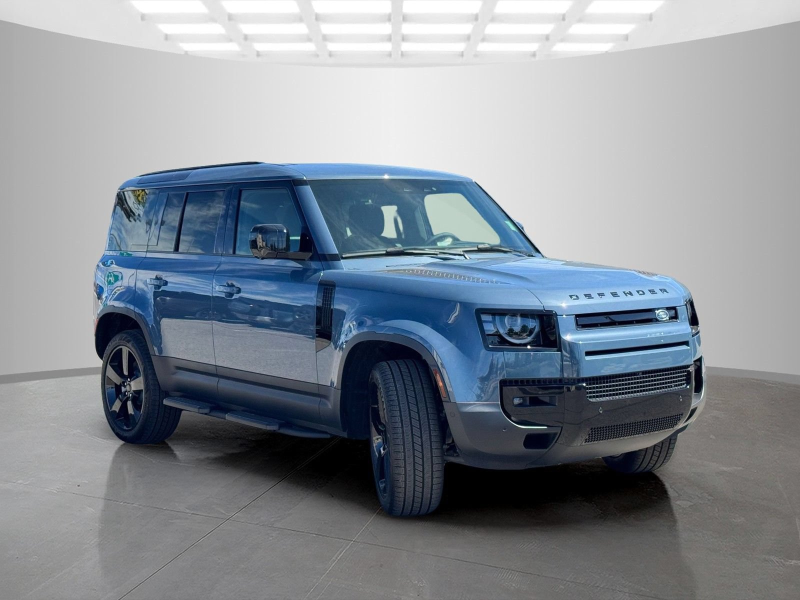 New 2026 Land Rover Defender 110 S AWD/4WD image 3