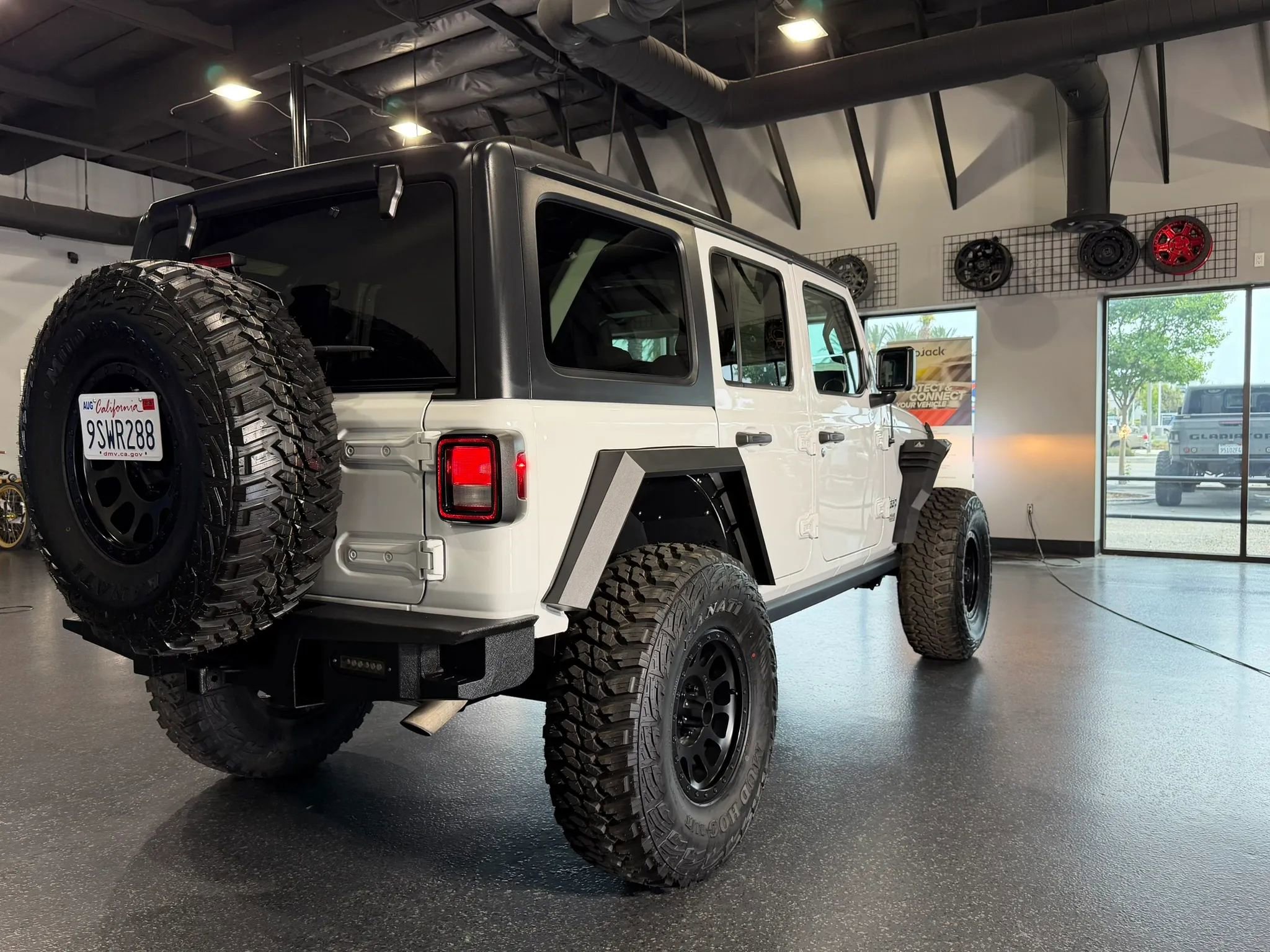 Used 2020 Jeep Wrangler Unlimited Sport S image 30