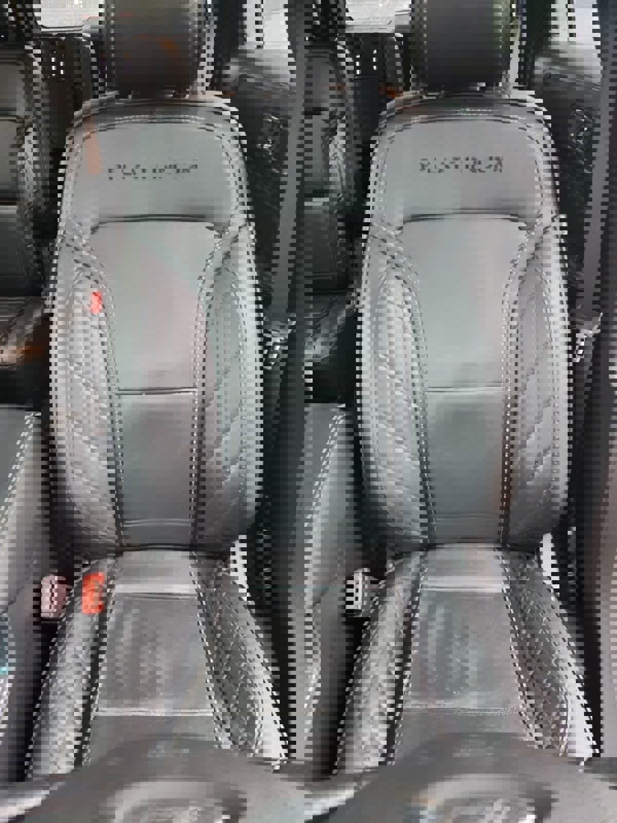 Used 2016 Ford Explorer Platinum image 14