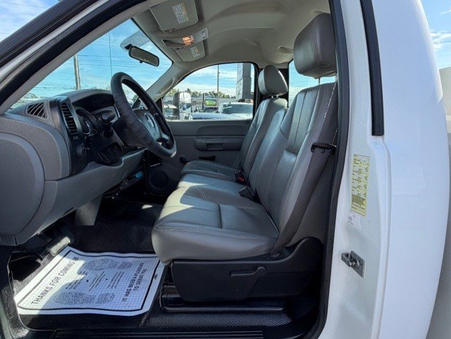 Used 2009 GMC Sierra 3500 W/T image 16