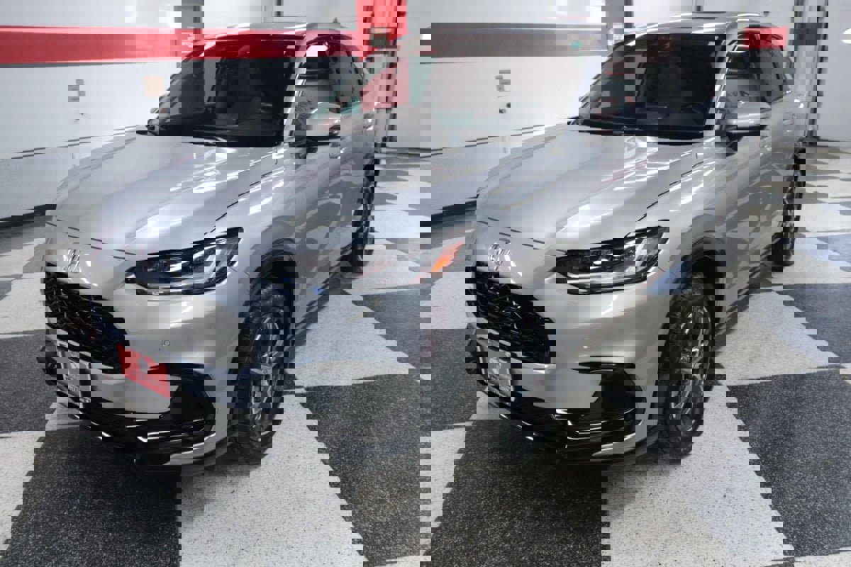 Used 2023 Honda HR-V EX-L image 5