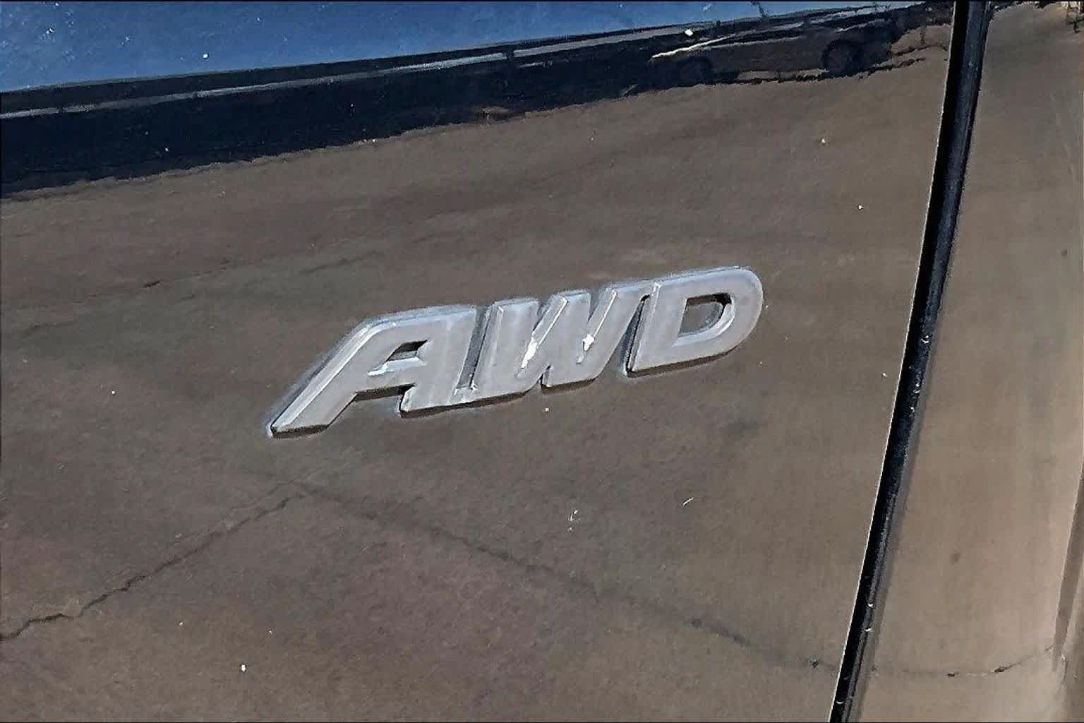 Used 2017 Honda CR-V EX-L image 10