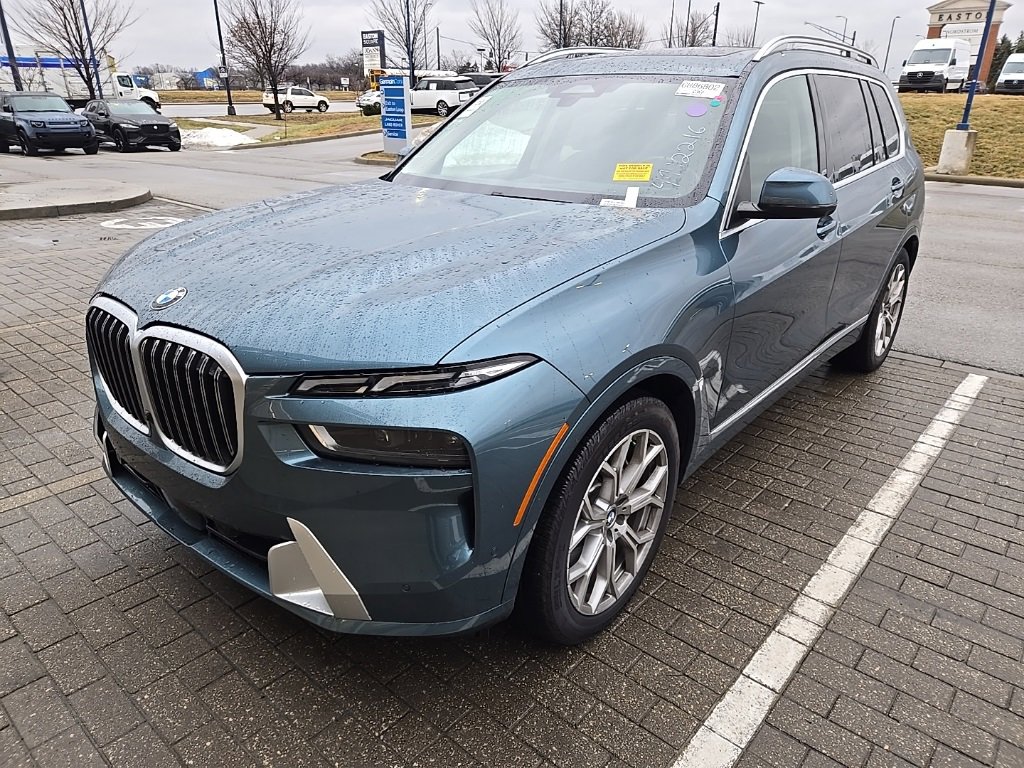 Used 2023 BMW X7 xDrive40i w/ Premium Package video 1