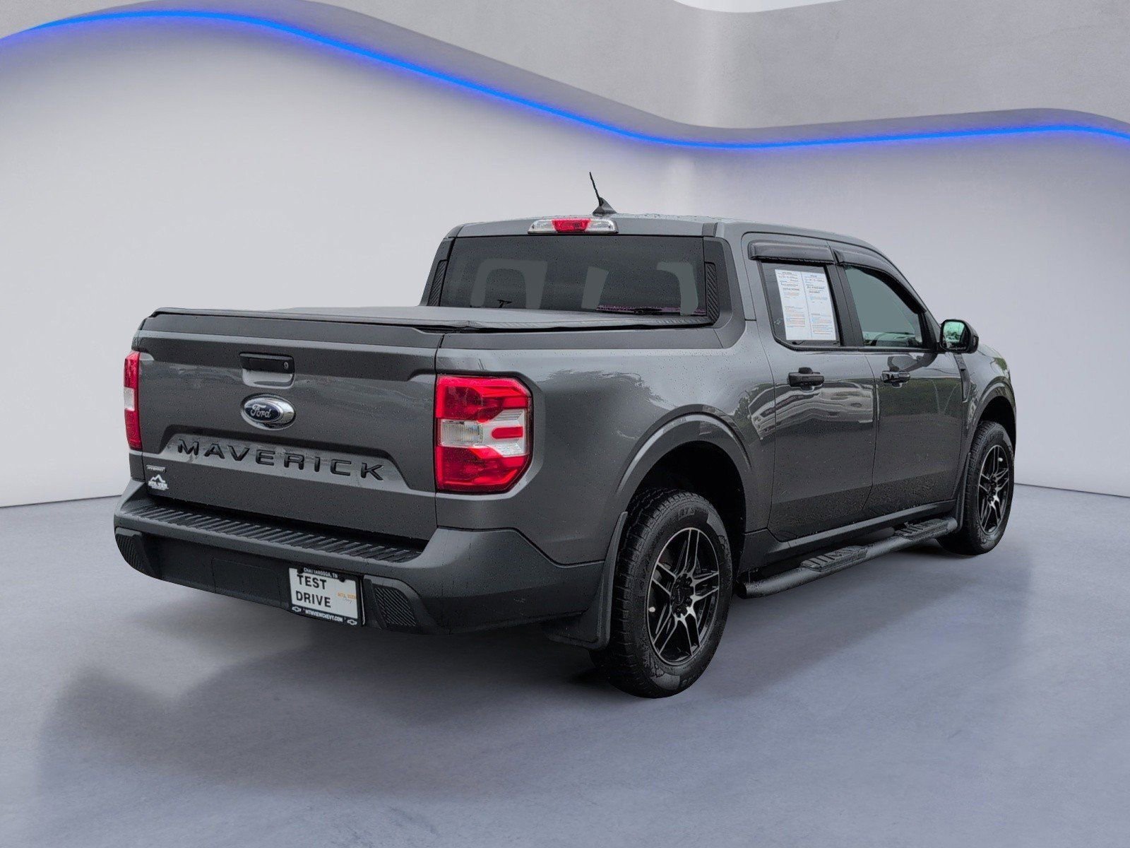 Used 2022 Ford Maverick XL FWD image 3