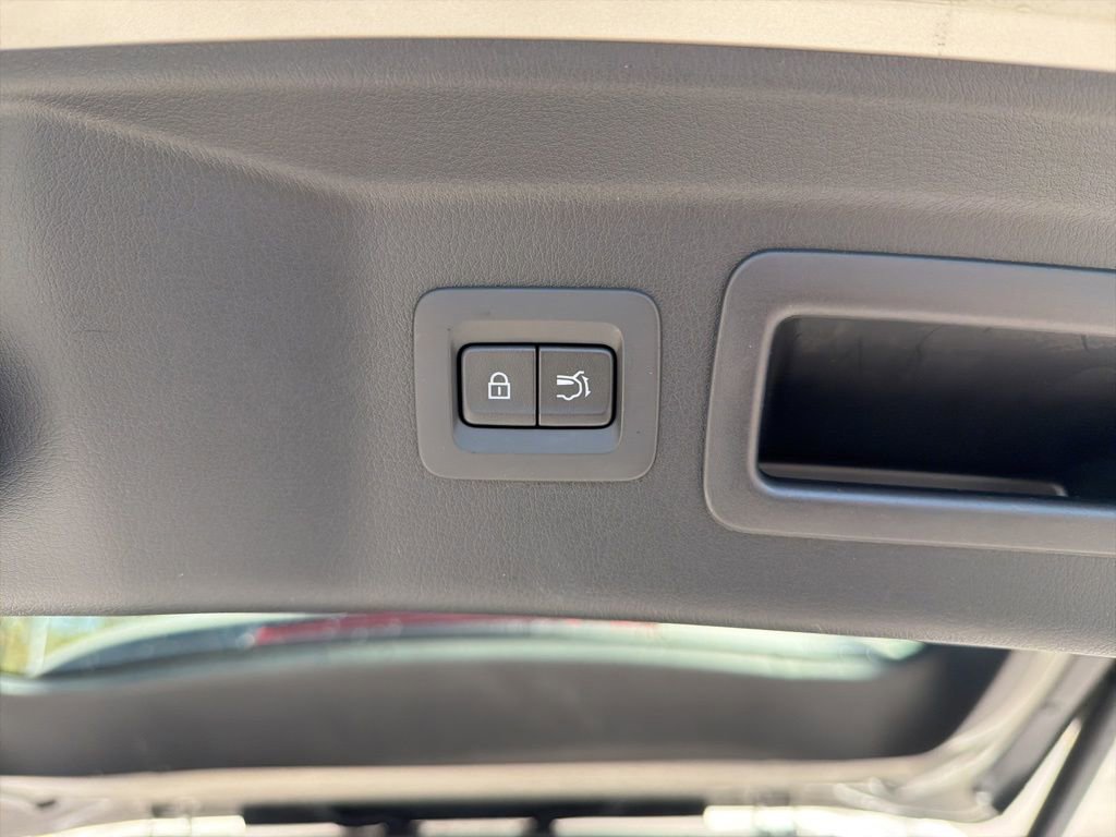 Used 2025 MAZDA CX-90 3.3 Turbo w/ Premium Plus Pkg image 11