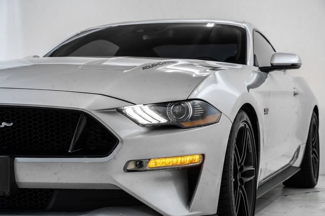 Used 2019 Ford Mustang GT Premium w/ GT Performance Package RWD image 14