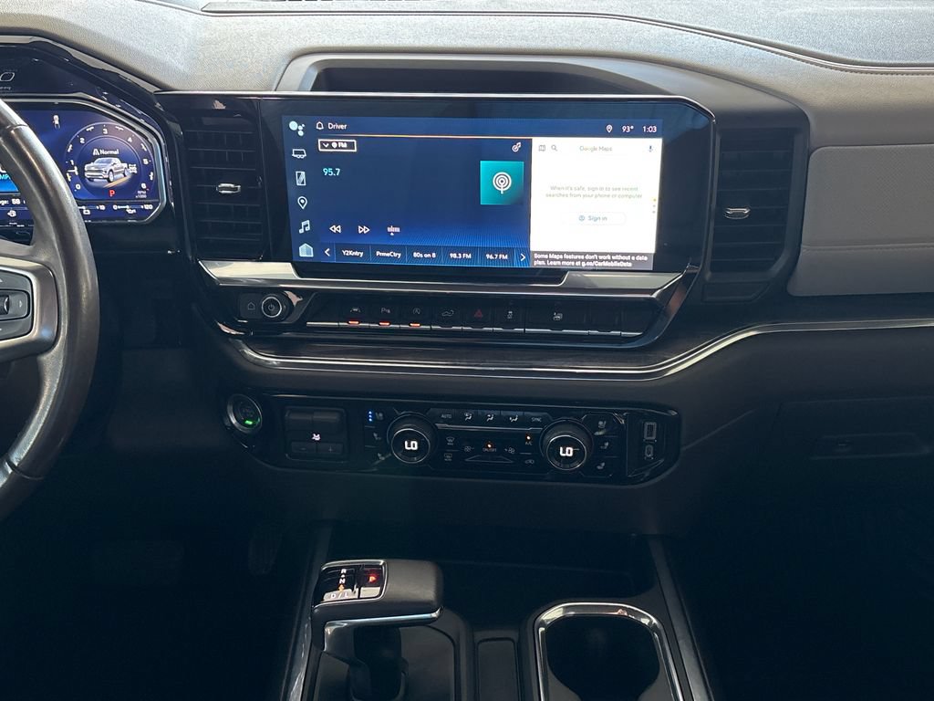 Used 2022 Chevrolet Silverado 1500 LTZ w/ Technology Package AWD/4WD image 26