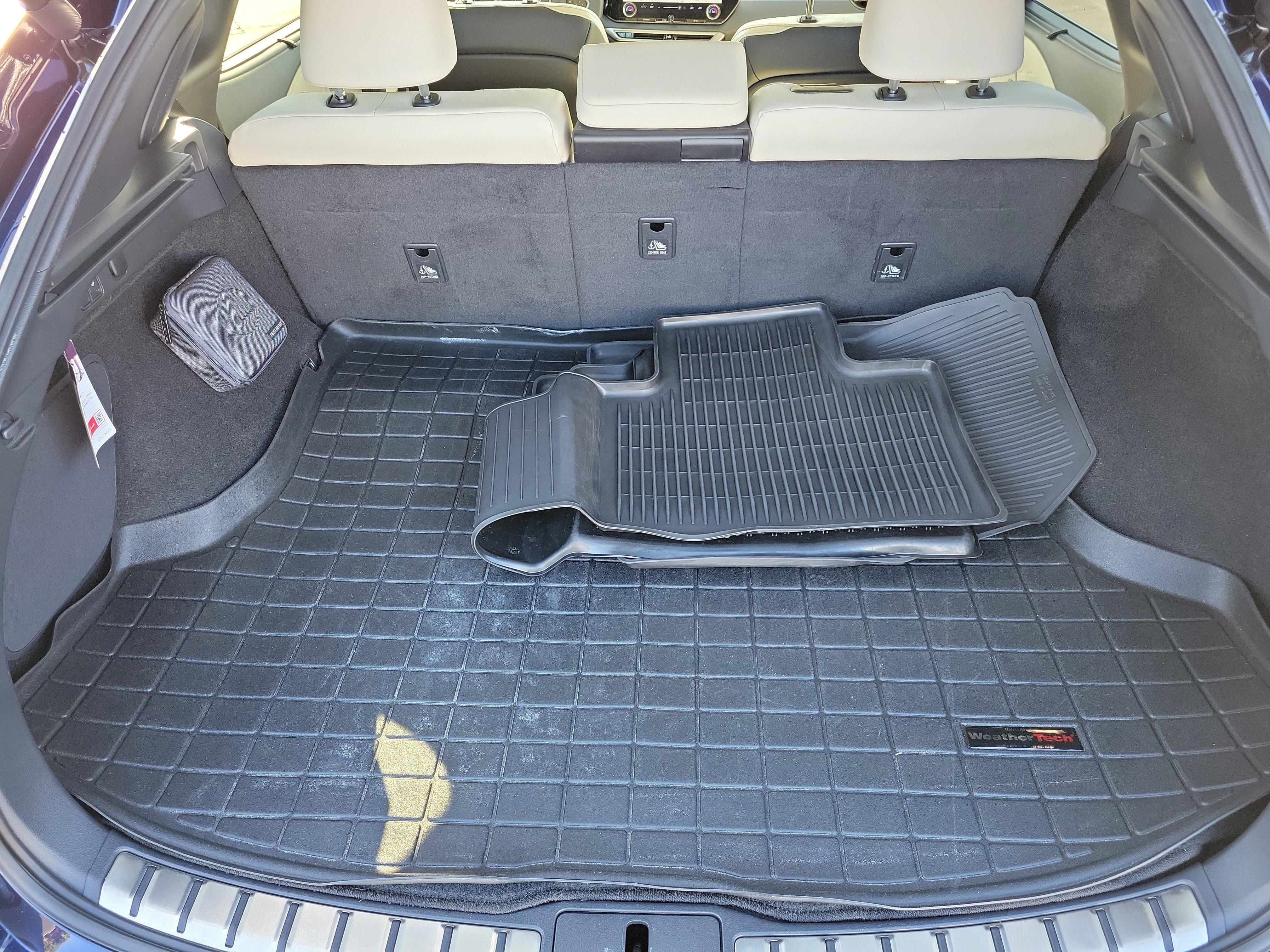 Used 2023 Lexus RX 350 w/ Cold Area Package FWD image 7