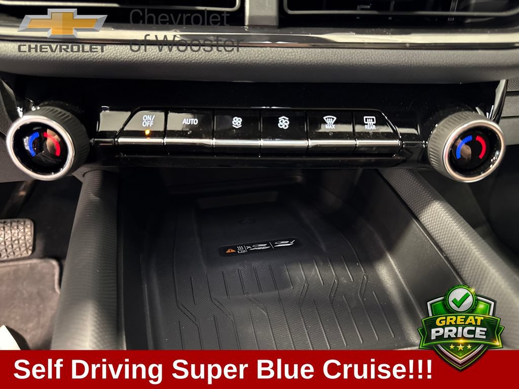 New 2025 Chevrolet Equinox EV RS w/ Active Safety Package 3 AWD/4WD image 21