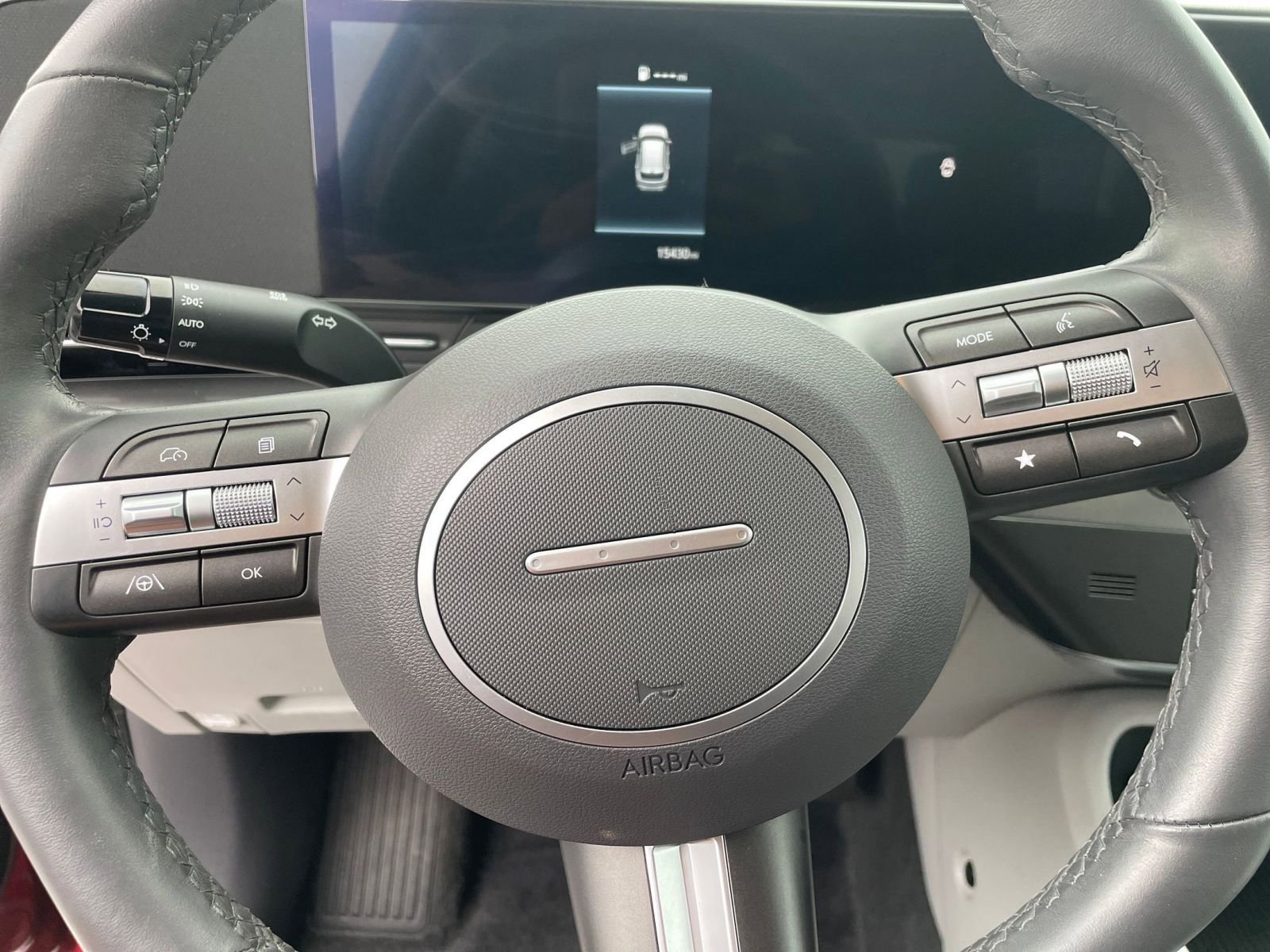 Used 2025 Hyundai Kona SEL image 28