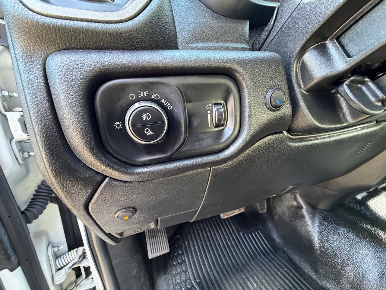 Used 2022 RAM 2500 Tradesman AWD/4WD image 19