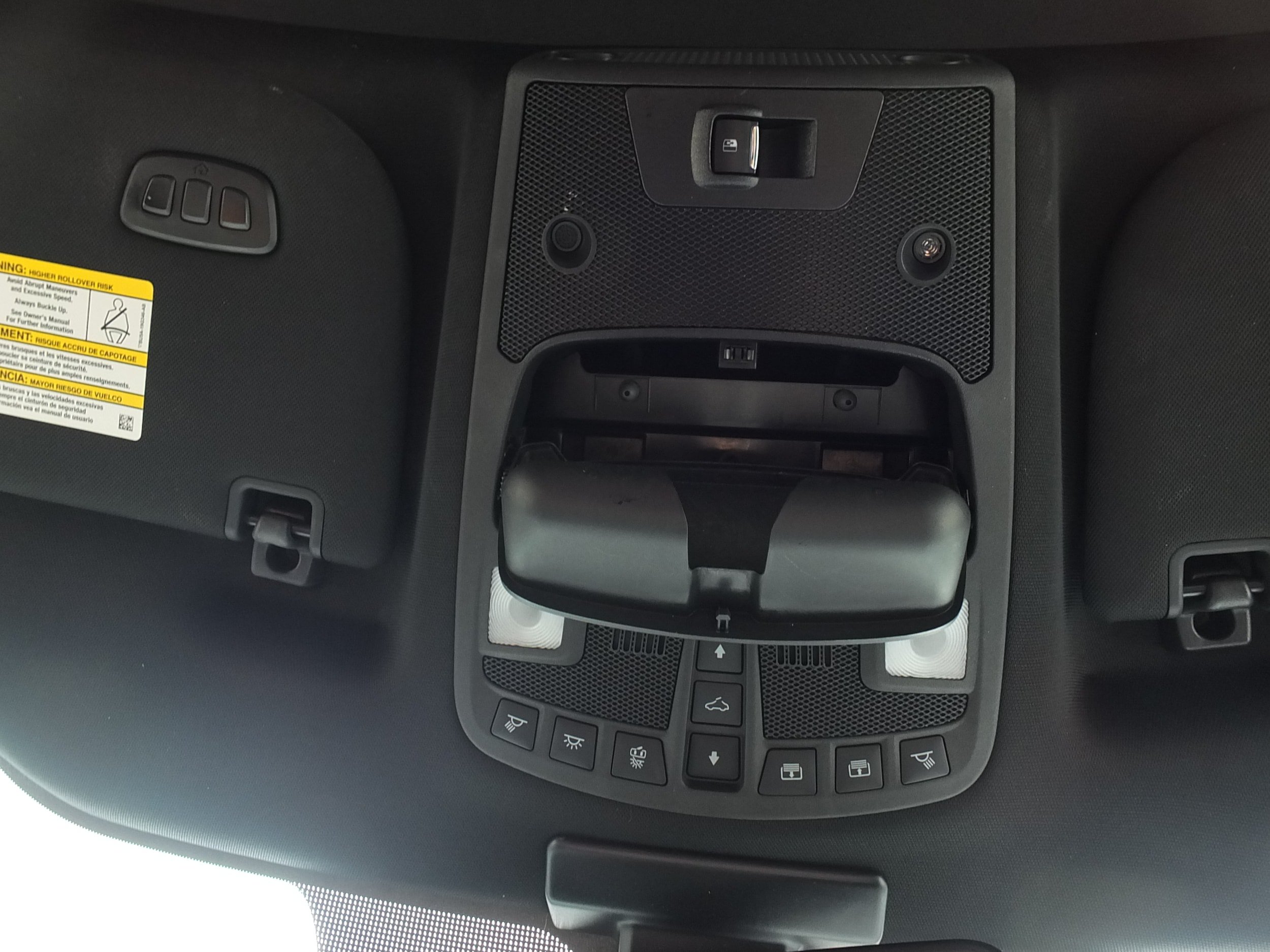 Used 2016 Ford F150 Platinum w/ Equipment Group 701A Luxury RWD image 34