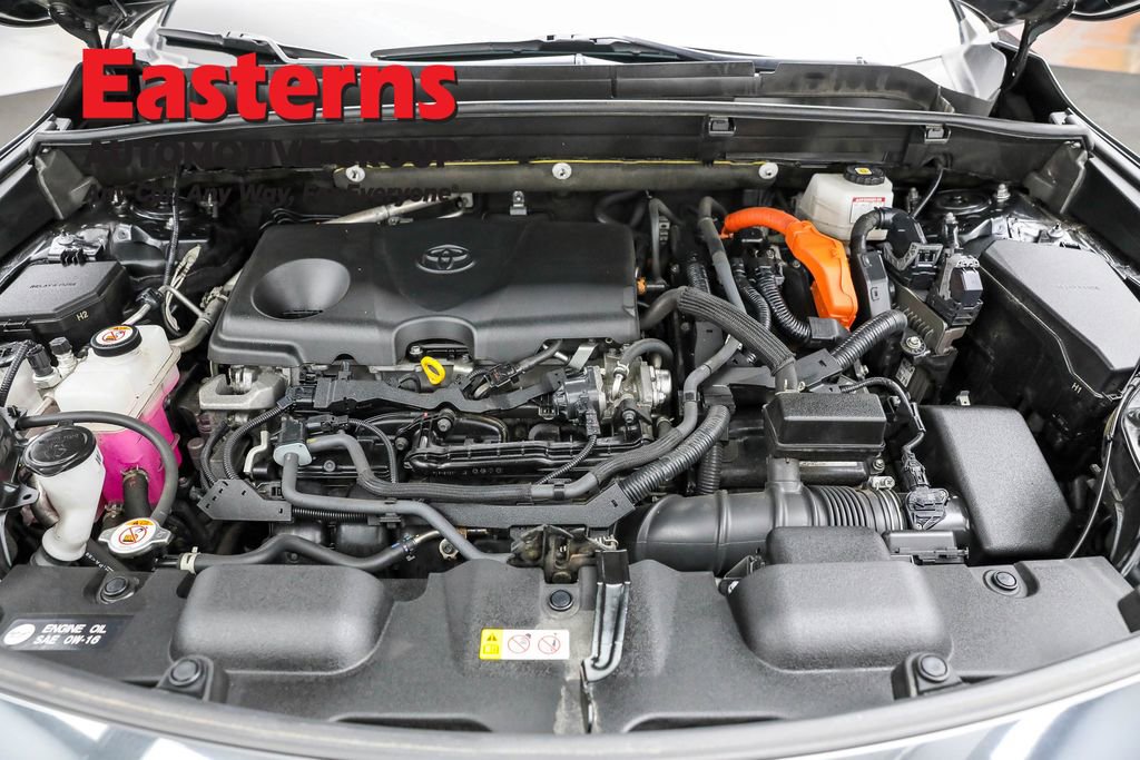 Used 2023 Toyota Venza Nightshade AWD/4WD image 7