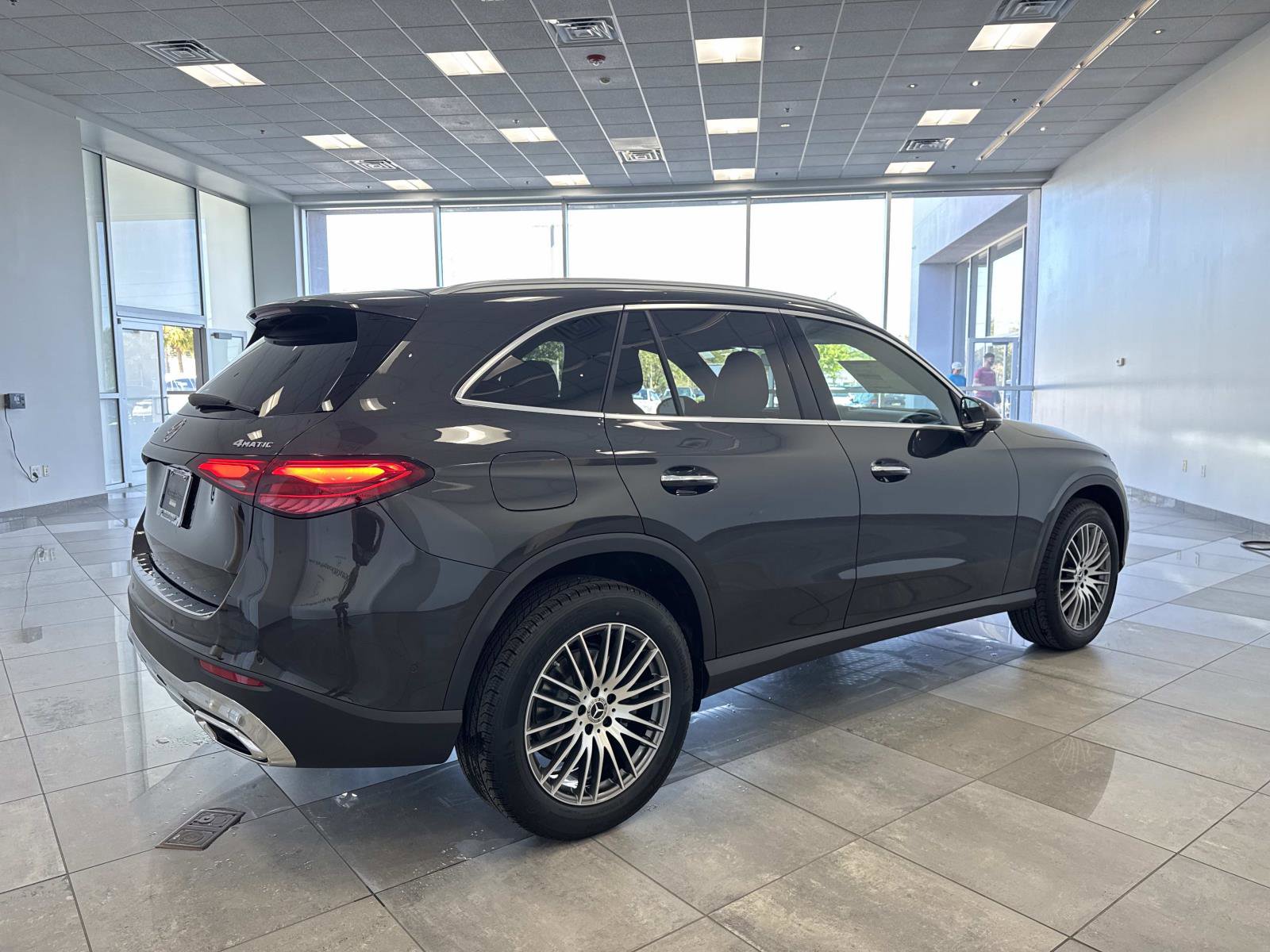New 2026 Mercedes-Benz GLC 300 4MATIC image 5