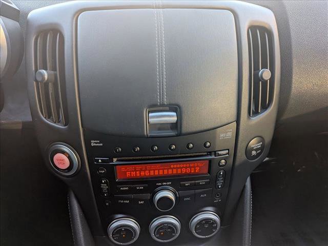 Used 2009 Nissan 370Z Touring image 15