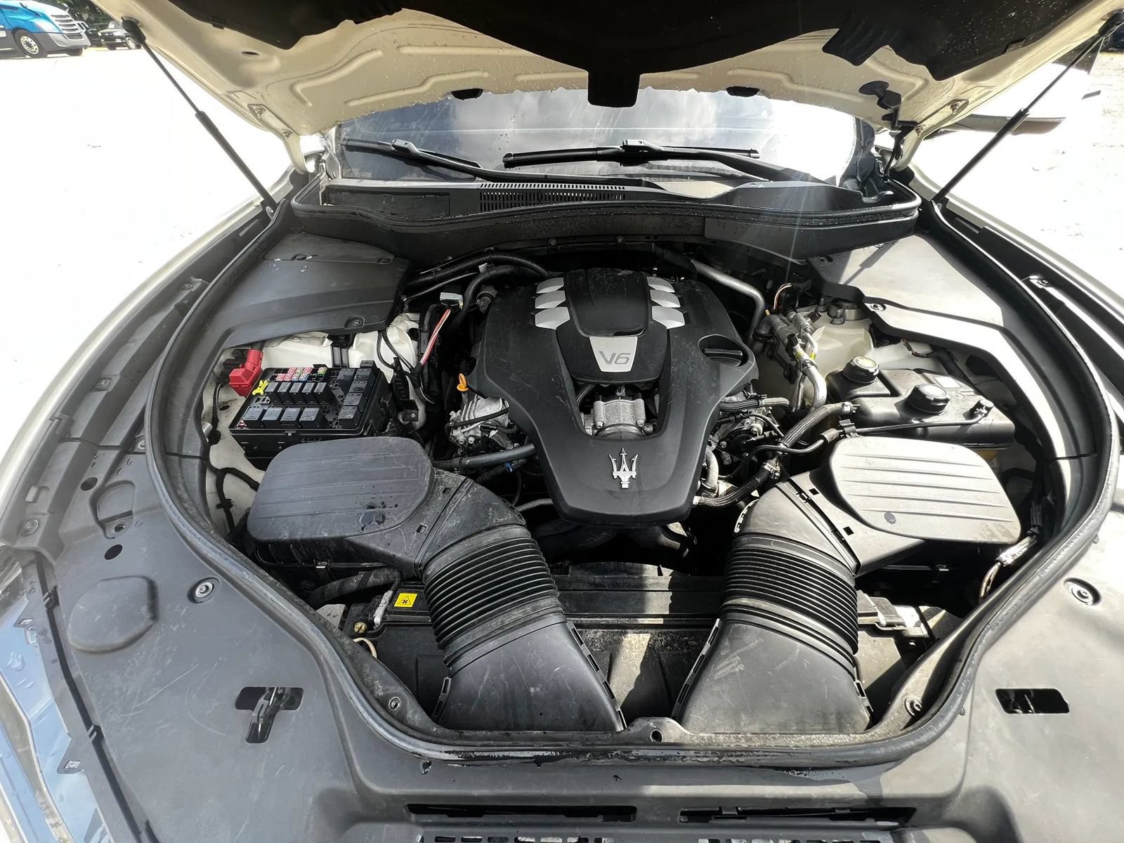 Used 2019 Maserati Levante AWD/4WD image 29
