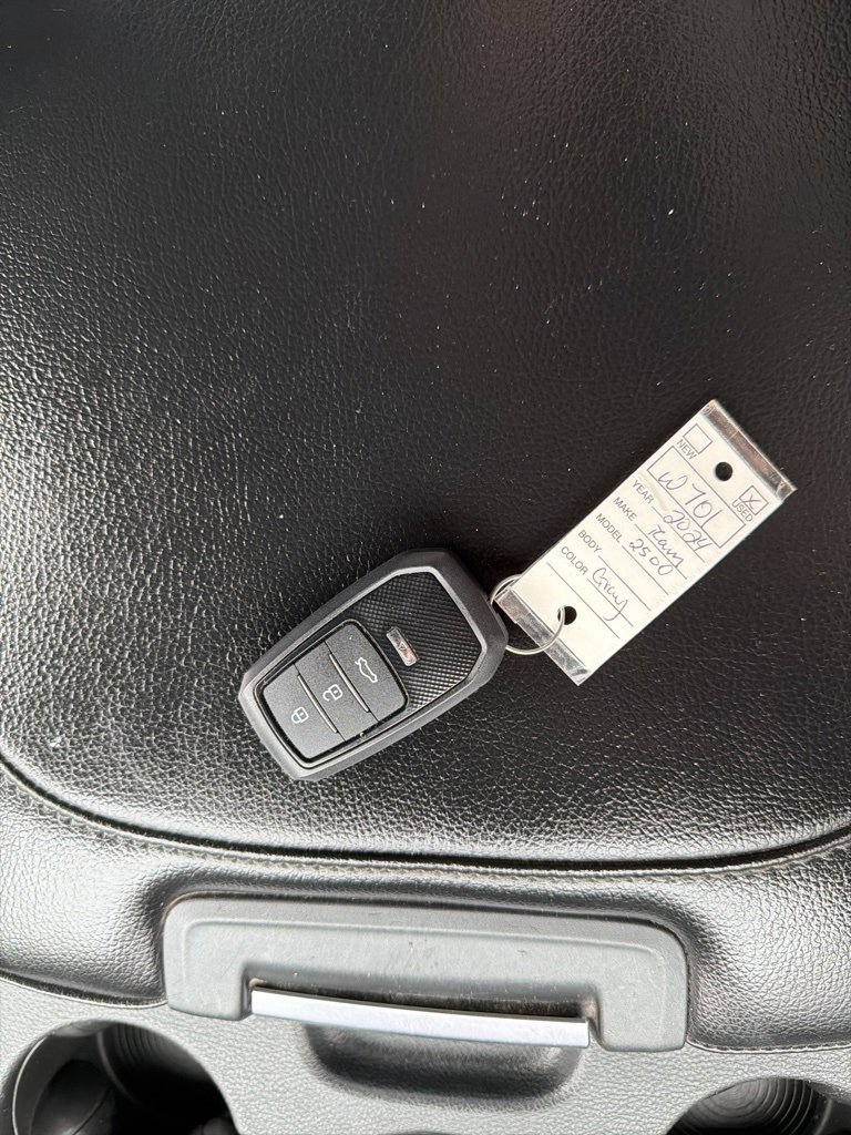 Used 2024 RAM 2500 Big Horn image 31