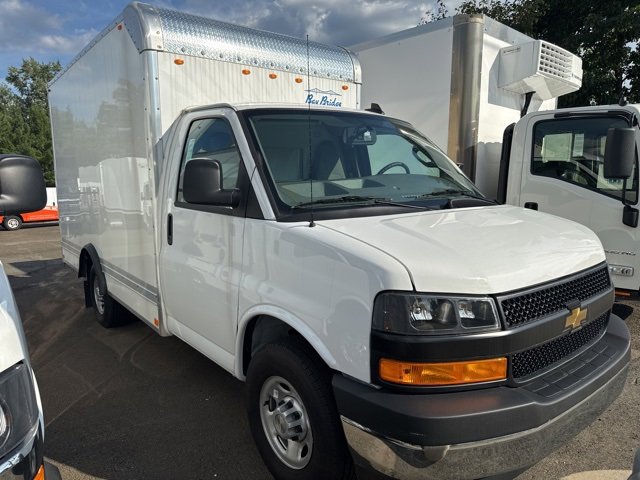 New 2024 Chevrolet Express 3500 w/ Power Convenience Package