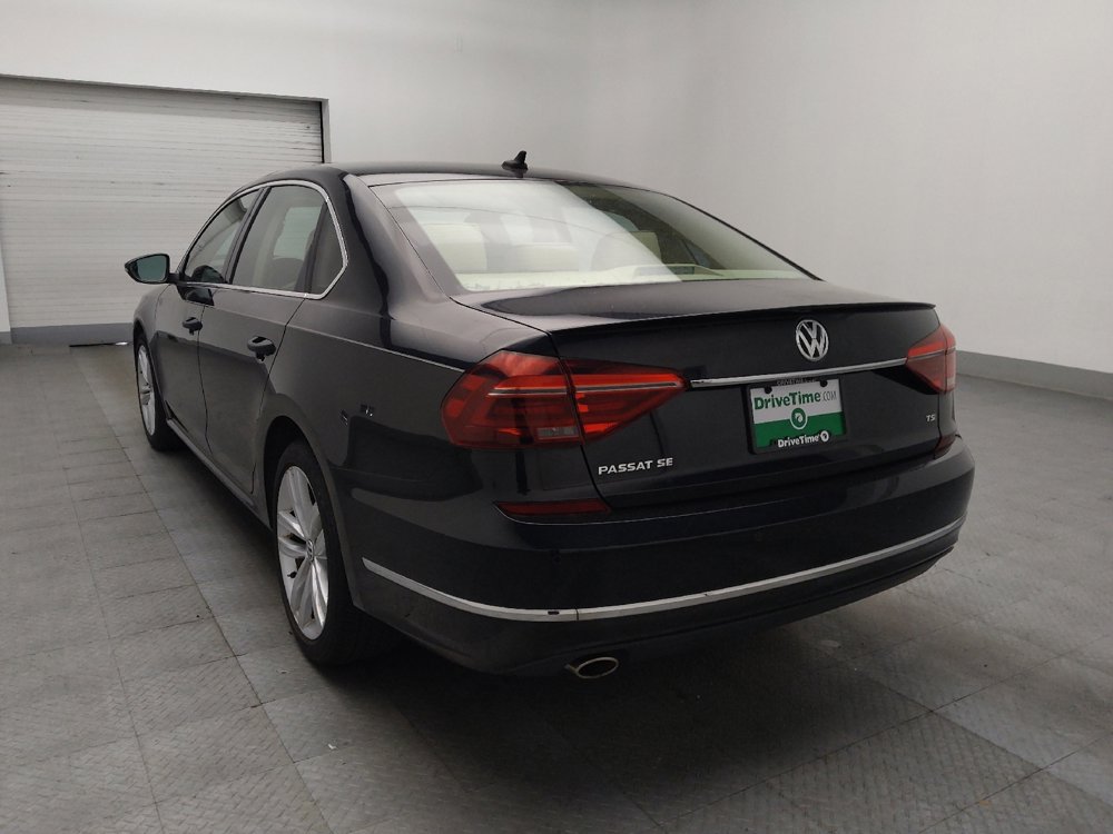 Used 2018 Volkswagen Passat 2.0T SE FWD image 5