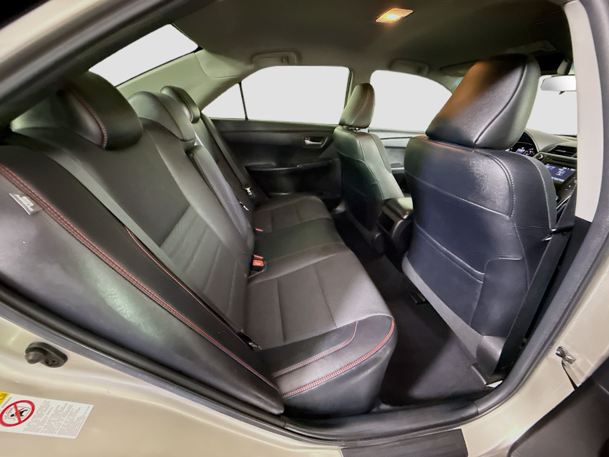 Used 2017 Toyota Camry SE FWD image 26
