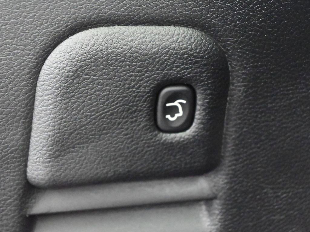 Used 2019 Jeep Grand Cherokee Altitude image 30